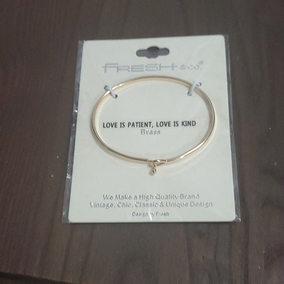 Bracelet - Picture 1 of 2